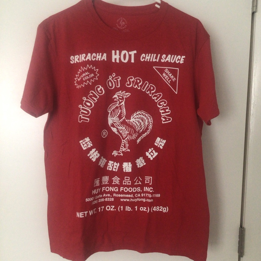 Sriracha Rooster Graphic Tee – Red – Size Large – Like New